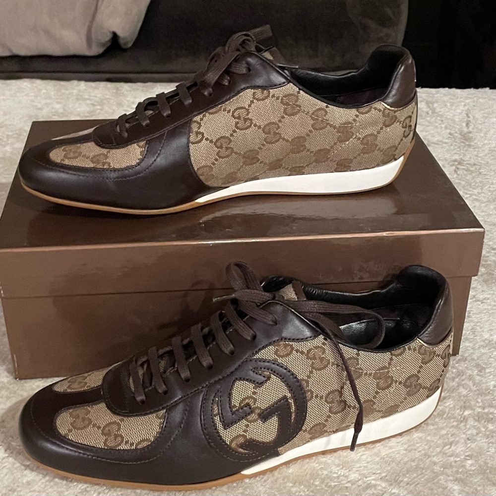 Gucci Women’s Brown and Tan Sneakers excellent condition size 38 1/2